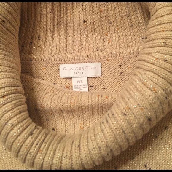 Top - Picture 2 of 4